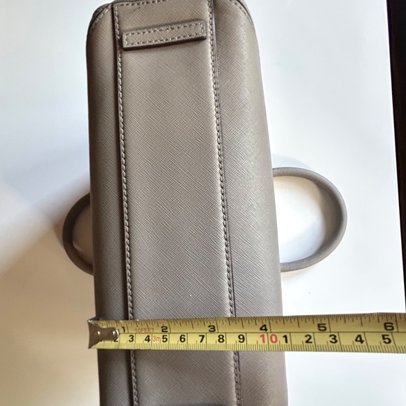 Tory Burch Handbag Gray Tan Logo Houlder Bag Purse Crossbody Medium size - Picture 2 of 16